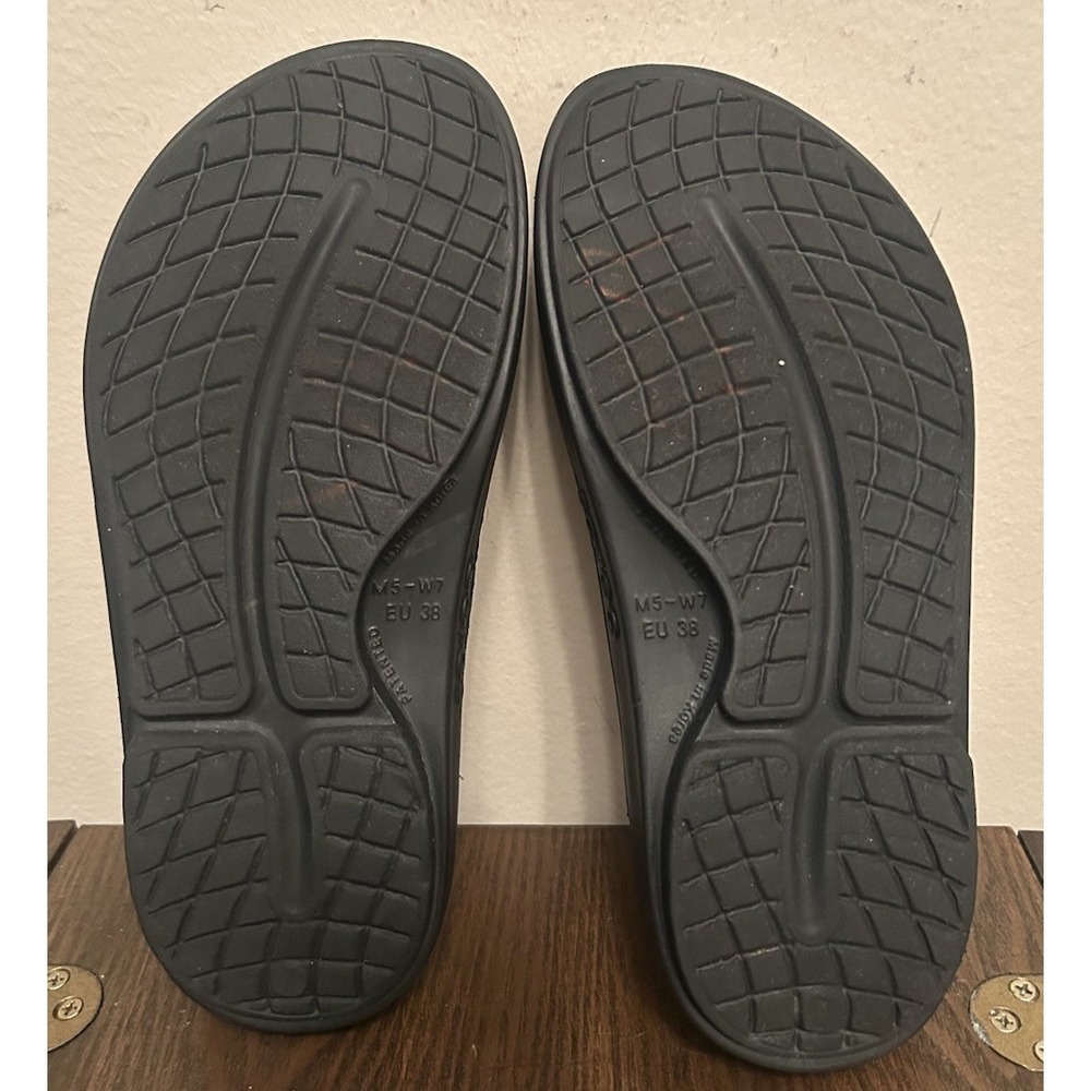 OOFOS Ooahh Sport Unisex Black Slide Slipper Recovery Sandals Sz Men 5 Women 7 - Picture 8 of 8